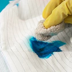 Чем убрать пятна от краски эмаль