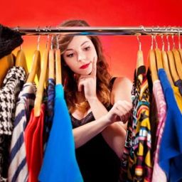 Выгоды продажи стока оптом европейского производства со склада в Украине - выборки одежды оптом